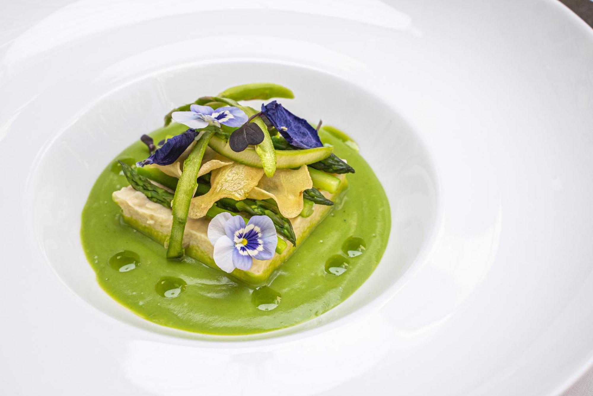 Stikliai Hotel - Relais & Chateaux Vilnius Ngoại thất bức ảnh A dish by Heston Blumenthal