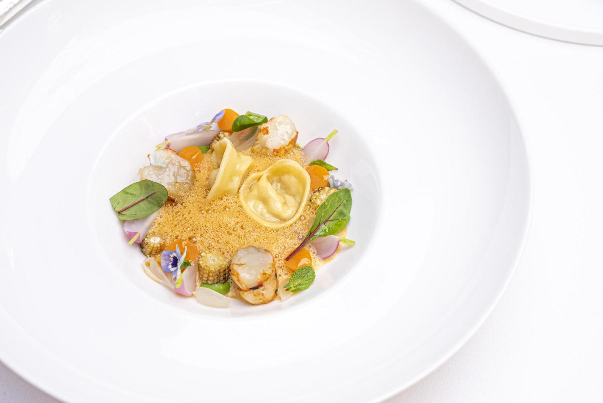 Stikliai Hotel - Relais & Chateaux Vilnius Ngoại thất bức ảnh A modern French dish
