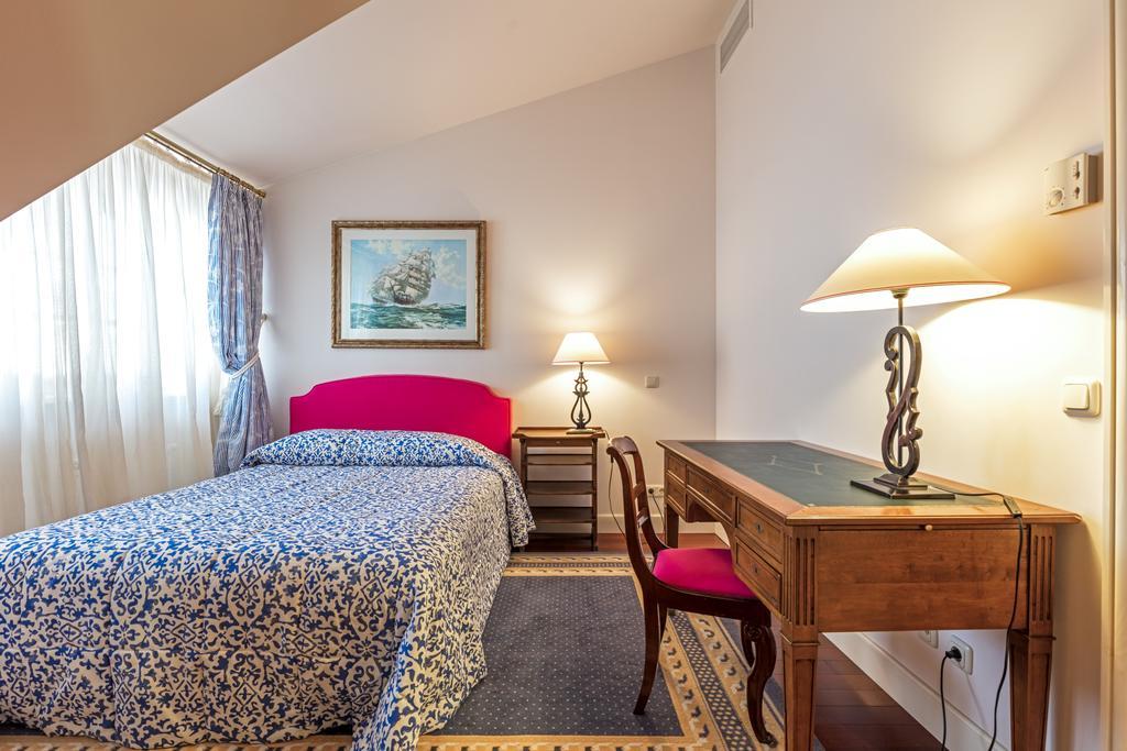 Stikliai Hotel - Relais & Chateaux Vilnius Ngoại thất bức ảnh A room at the hotel